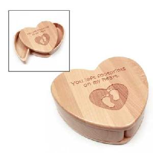 Heart Keepsake Box Image